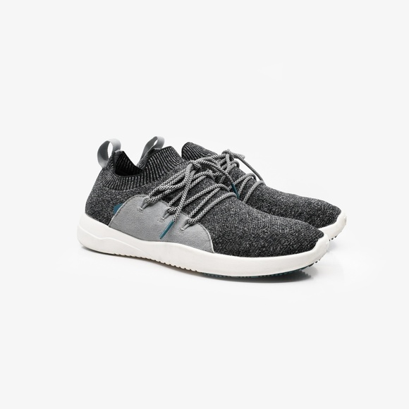 VESSI Women’s Cityscape Classic Sneakers – Charcoal Grey - Picture 3 of 15